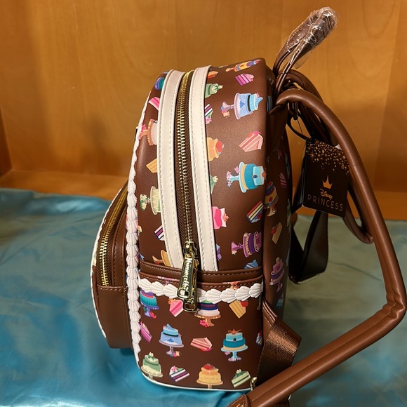 NWT Disney Princess Cakes Mini Backpack 👸🏼 - Picture 5 of 8